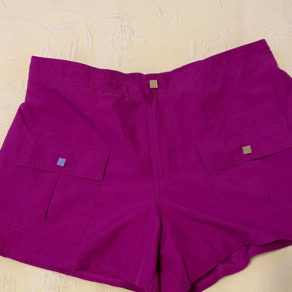 Liz Claiborne Fuchsia Cargo Shorts, nice condition